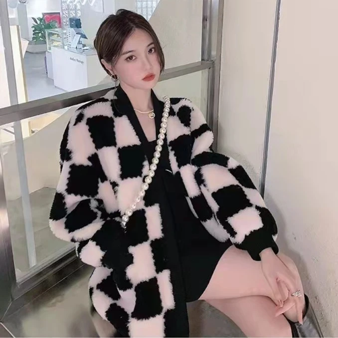 【棋盘格】V领开衫羊毛外套女中长款外套网红风绒外套D-2655