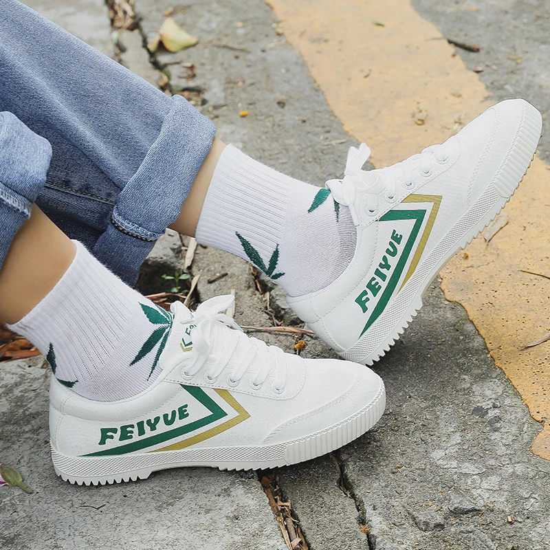 飞跃帆布鞋女法国版秋季新款百搭小白鞋港风板鞋ins潮男休闲鞋子