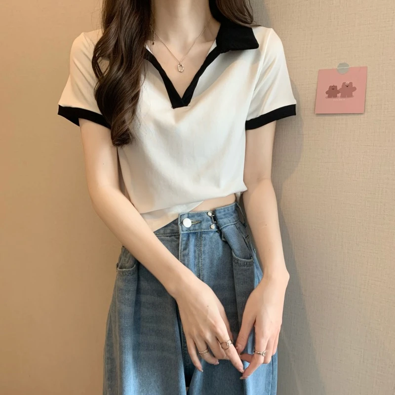 正肩短袖T恤女短款修身显瘦夏季设计感小众v领上衣辣妹撞色半袖女