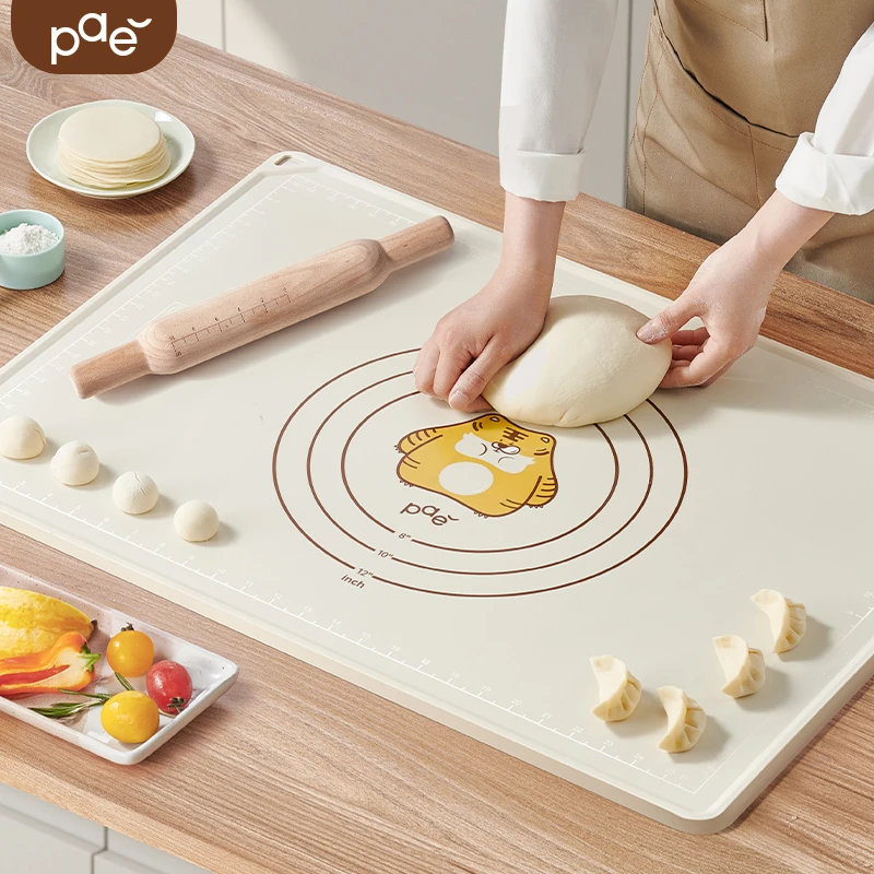 嘟嘟虎揉面垫50*70大号家庭版案板硅胶加厚家用面板和面垫母婴级