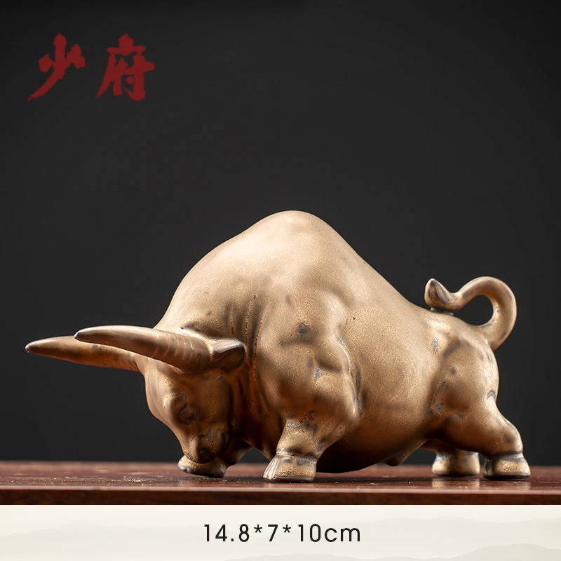创意陶瓷红色牛摆件中国风乔迁礼物家居客厅办公桌面装饰品吉祥物