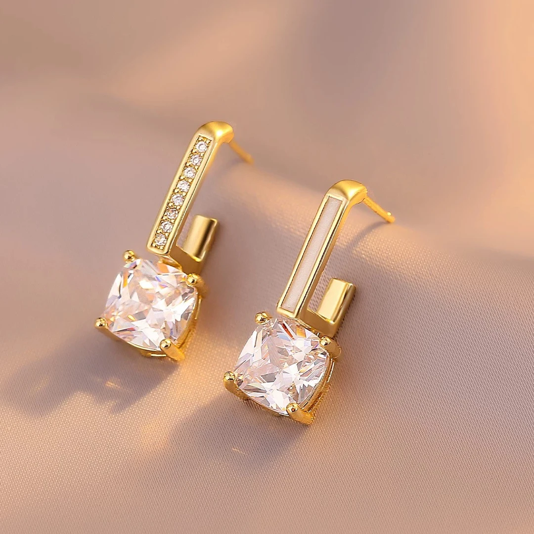 铜合金耳饰 设计师款耳环轻奢几何不对称耳饰【水酷纺】