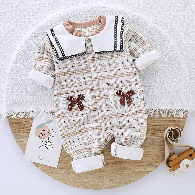 婴幼儿双层纯棉连体衣春秋季女宝宝洋气哈衣外出抱服满月公主爬服