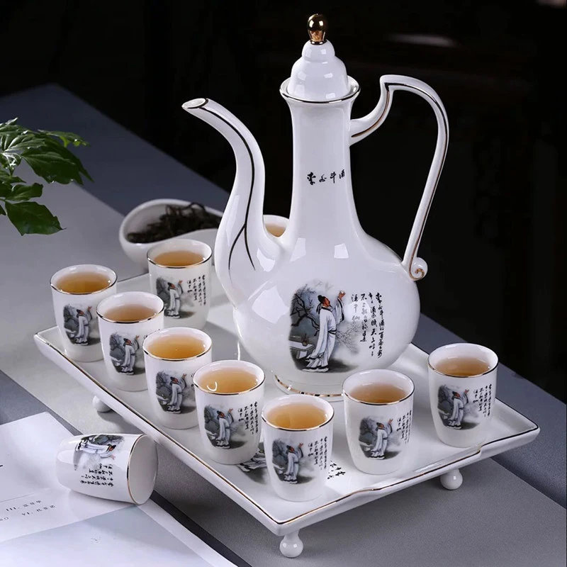 陶瓷酒具套装 高档中式家用酒壶小酒杯 创意仿古白酒分酒器带托盘