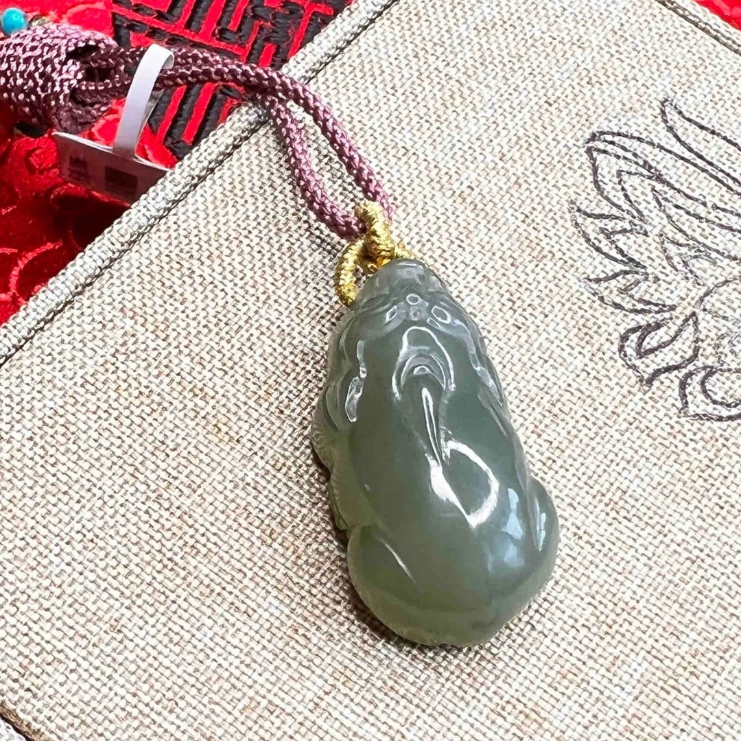 和田玉湖水绿貔貅吊坠可做手串项链珠宝挂件招财女款手工毛衣链