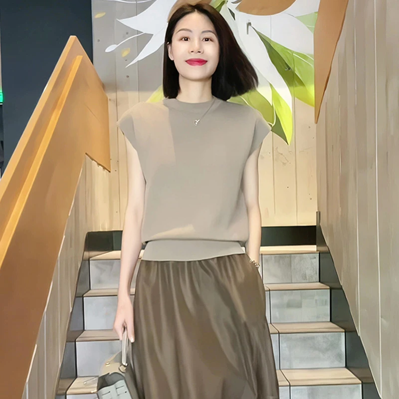 冰丝短袖T恤女港风上衣2025休闲女夏季时尚洋气轻熟风气质针织衫