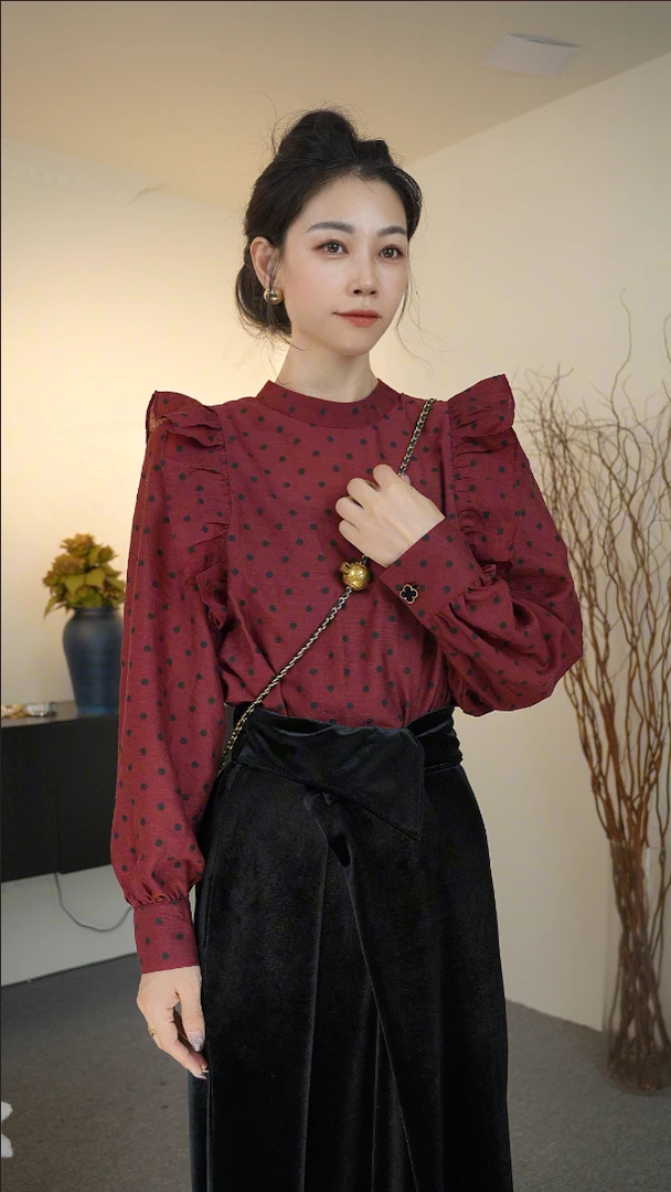 瑟伦莎【舒奇雅】冬季新款韩系荷叶边长袖上衣B20226