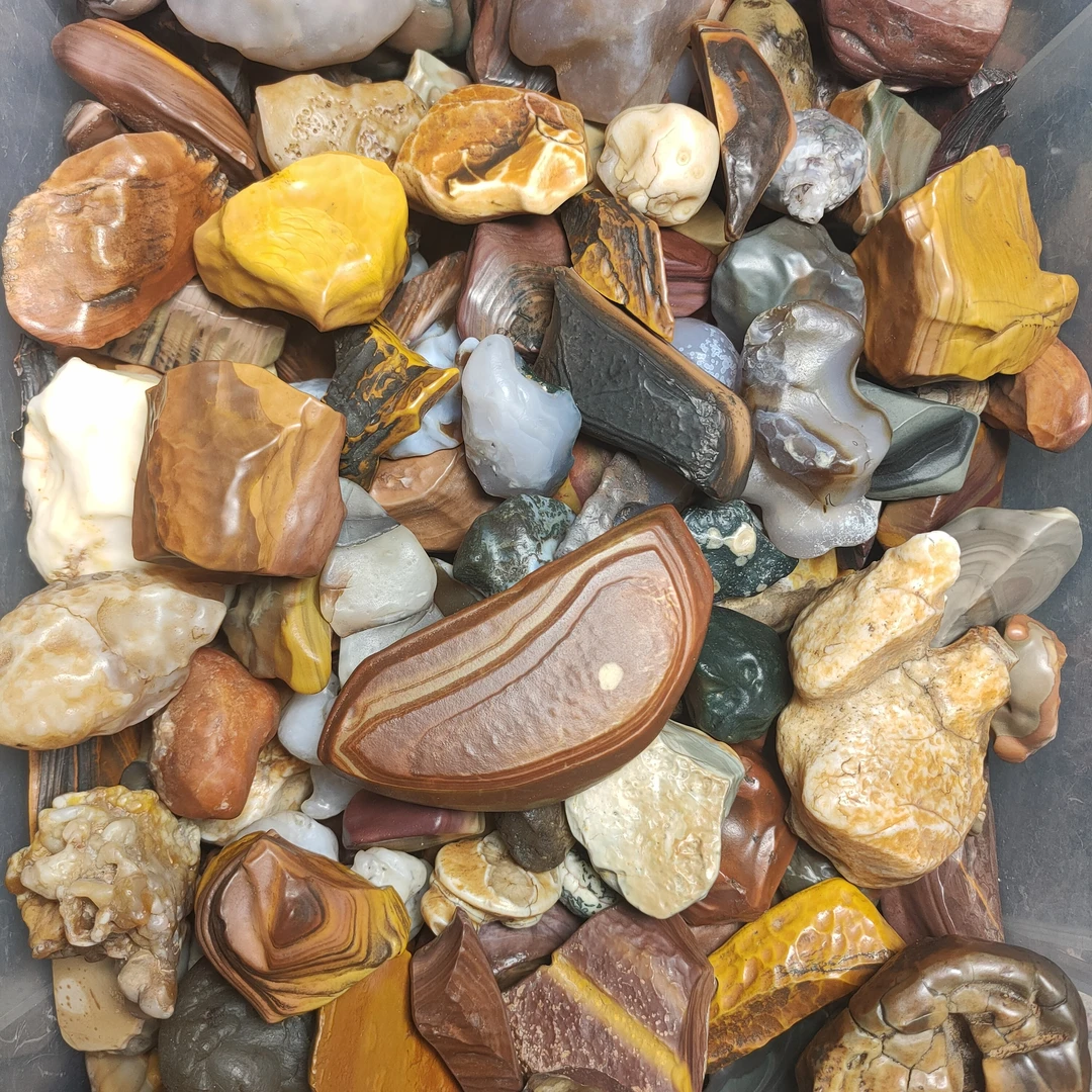 阿拉善银根戈壁石原石摆件把玩奇石精美风化复古老料