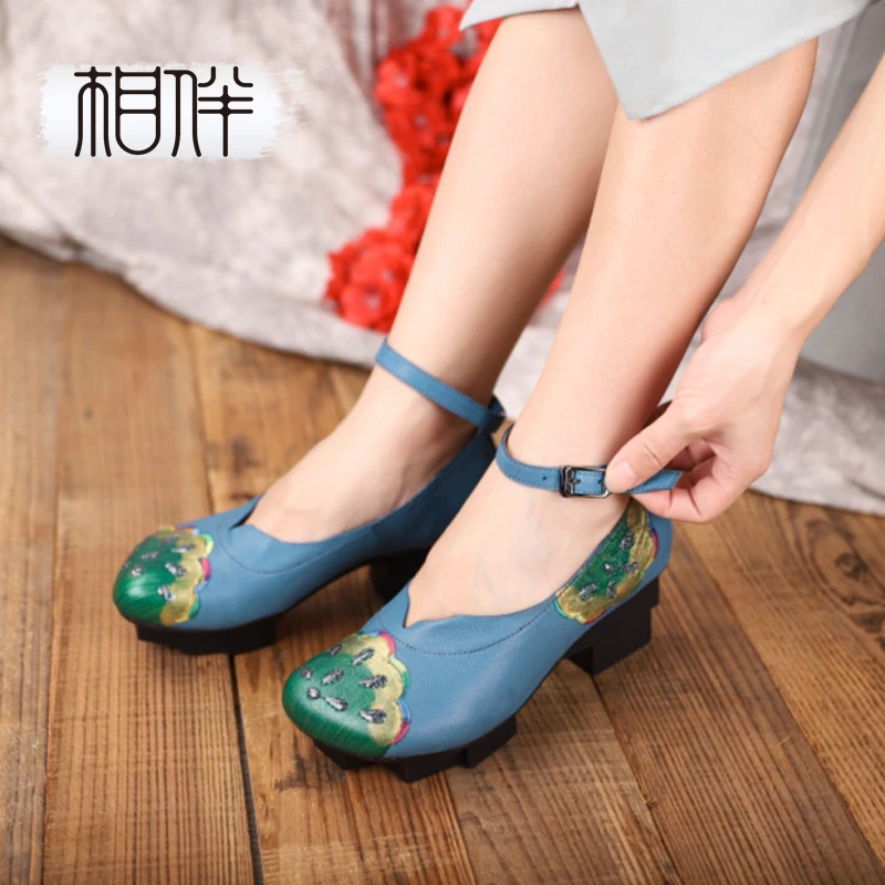 相伴【蓝色妖姬】高跟浅口单鞋女春季粗跟妈妈复古软底女鞋33K15