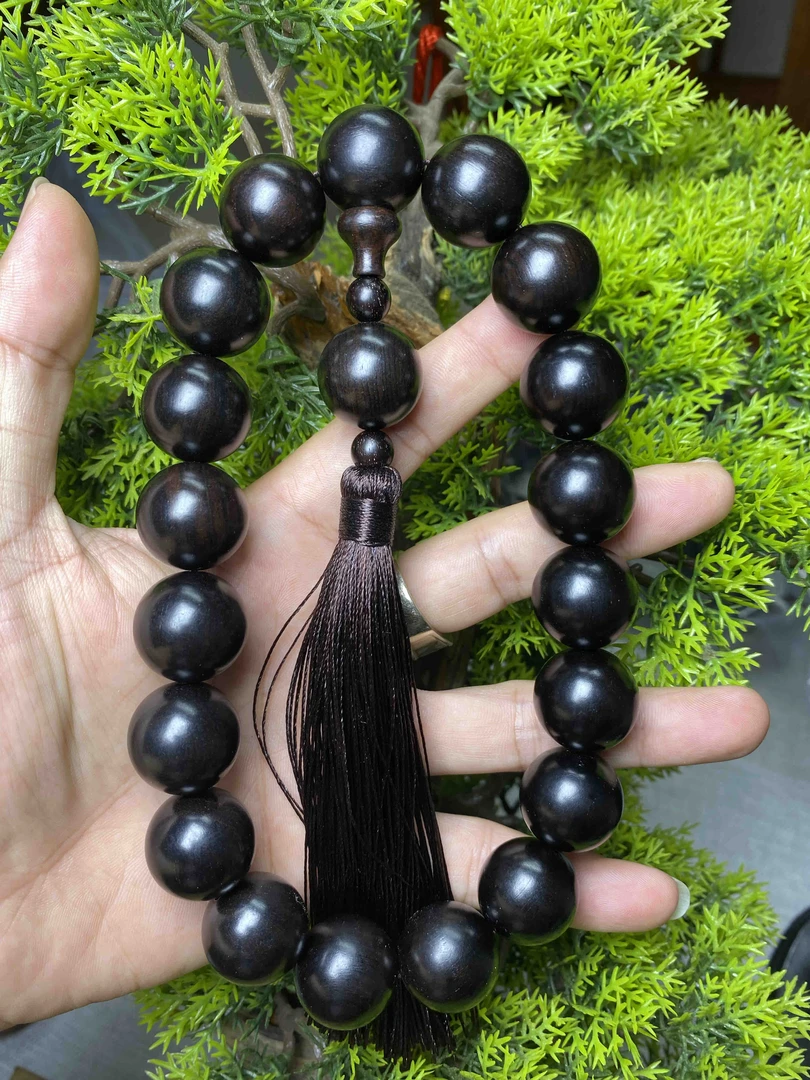 新人见面礼 紫光檀手持2.0*19颗 手持带流苏