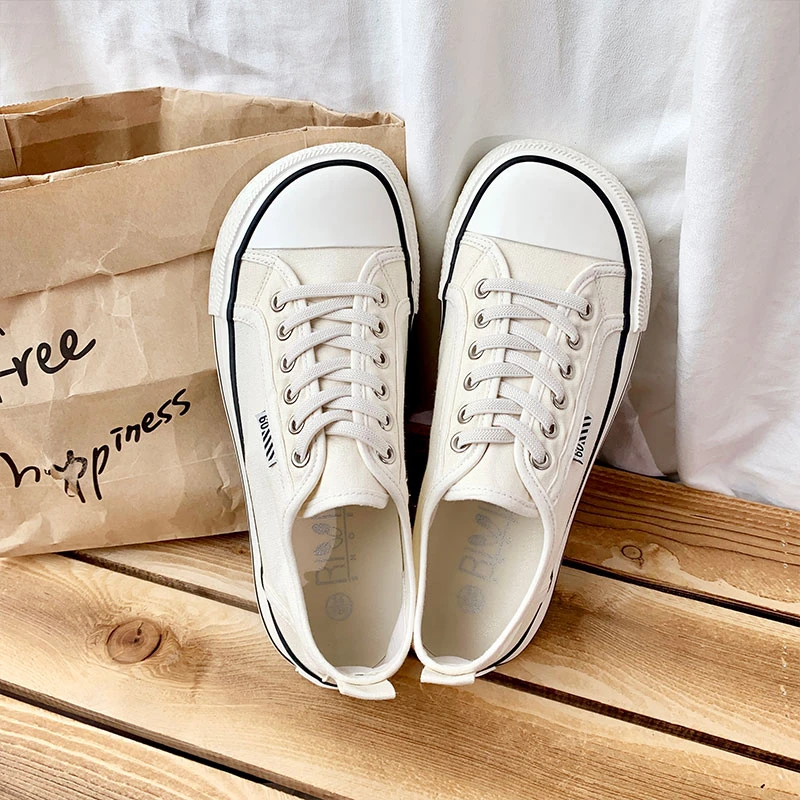 2024春季新款娃娃头丑萌帆布鞋圆头透气百搭系带蠢萌妹休闲布鞋