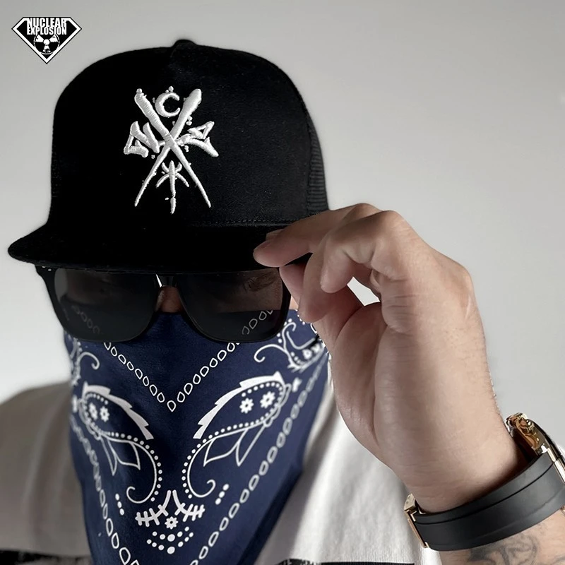 核爆炸西海岸奇卡诺刺绣嘻哈鸭舌棒球夏季薄款黑白纱网平沿滑板帽