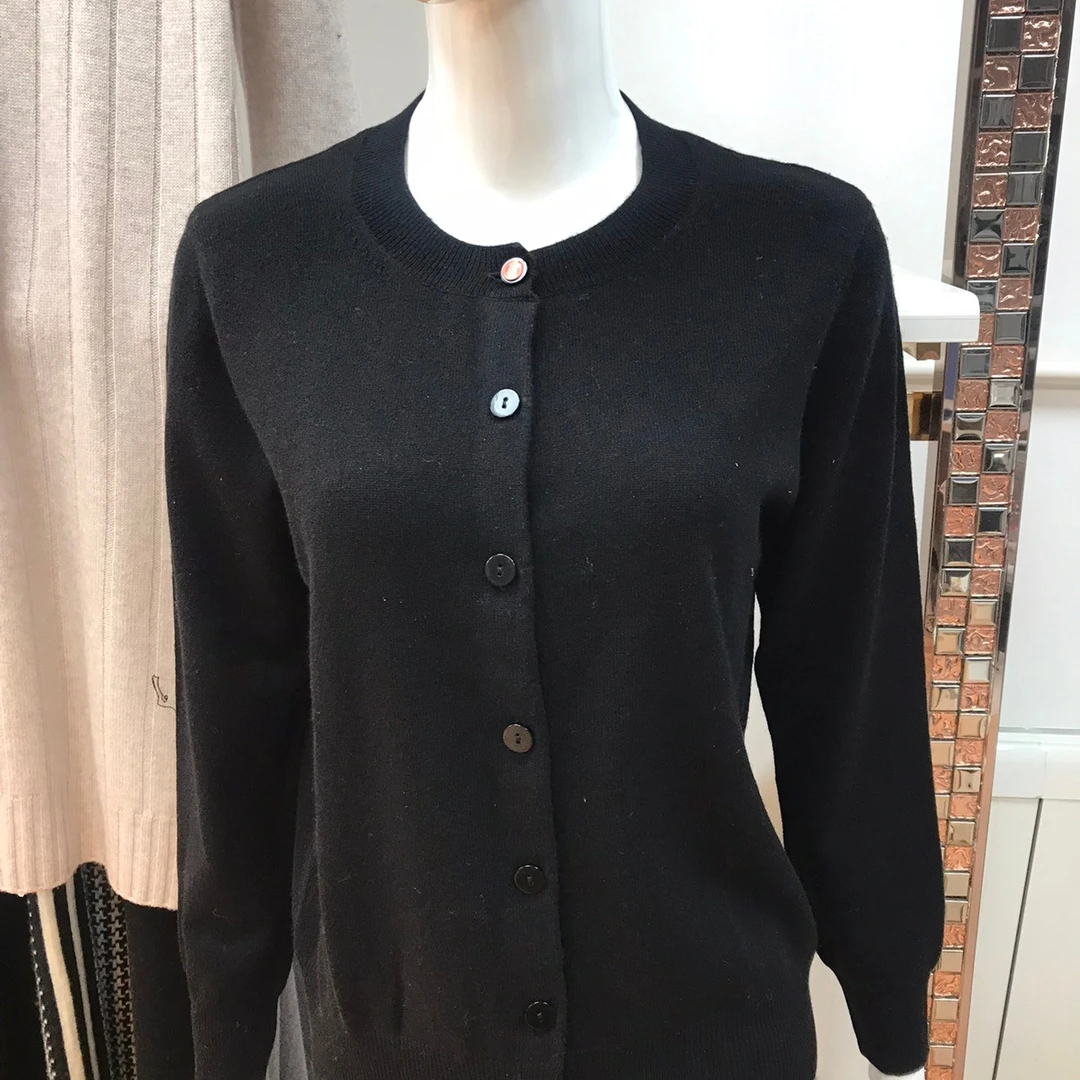 银鑫圆领女开衫，鄂尔多斯市产