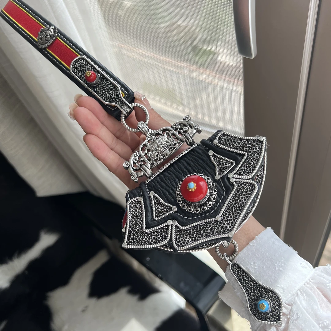 2022新款西藏藏民族配饰白铜电镀银手工精细挂件订制精致小钱包