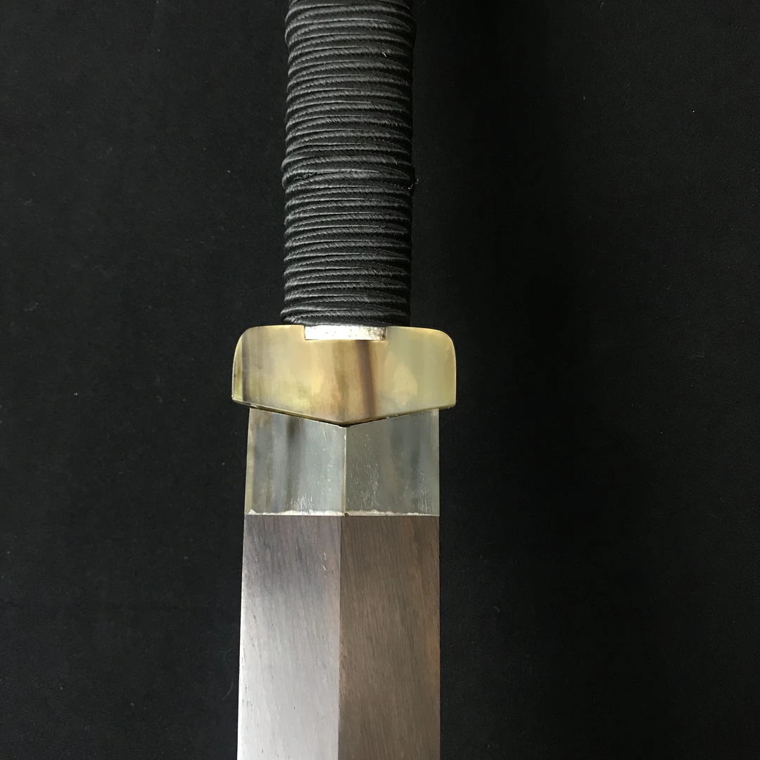 素装汉剑 羊角装 黑檀木 花纹钢 未开刃 工艺品