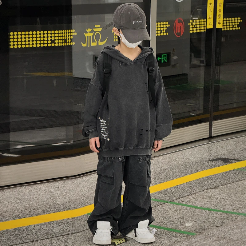 男童卫衣秋冬款2024新款儿童洋气秋装连帽上衣帅气时髦男孩潮上衣