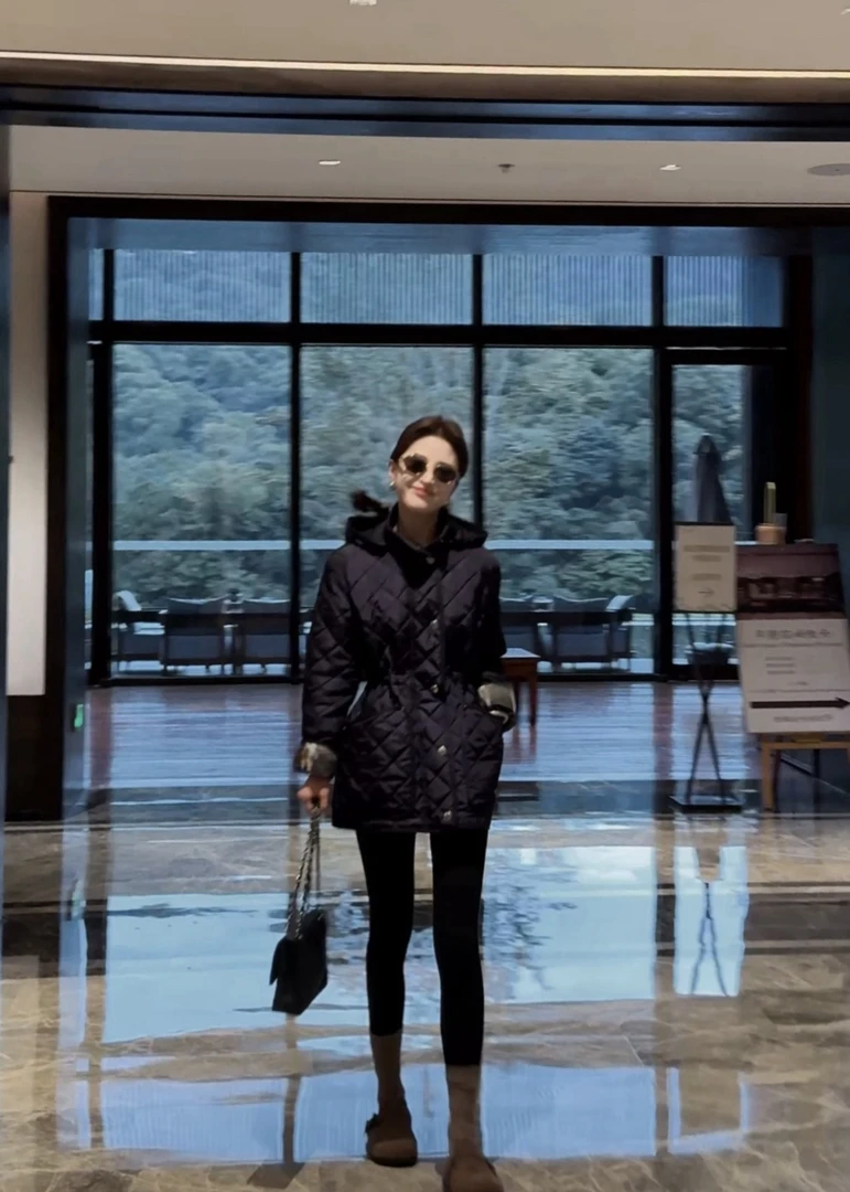 YUANKEYI 连帽三防经典菱格纹棉服