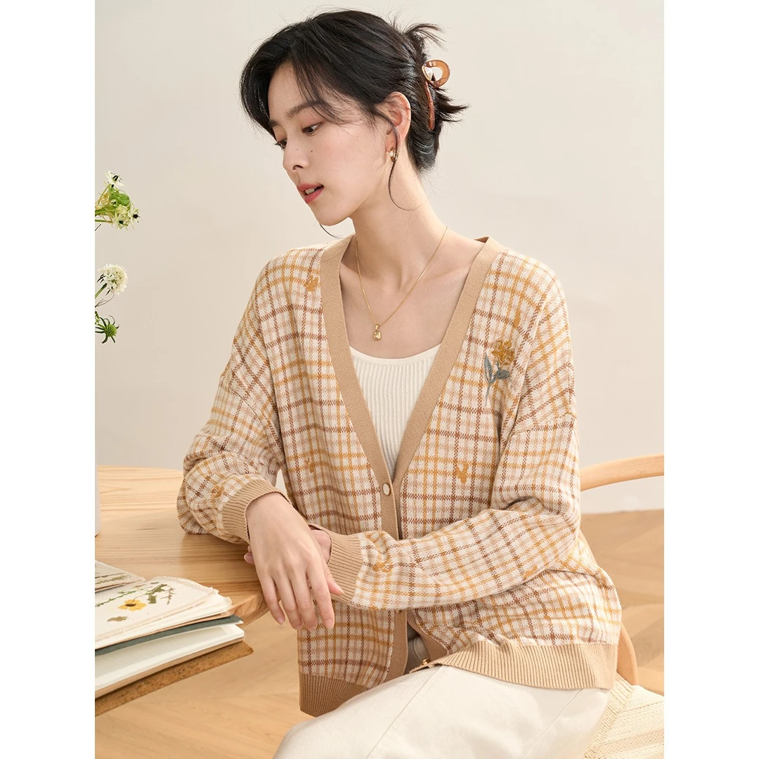 【商场同款】茵曼春秋女毛针织衫开衫新款女装气质修身宽松圆领衬衫