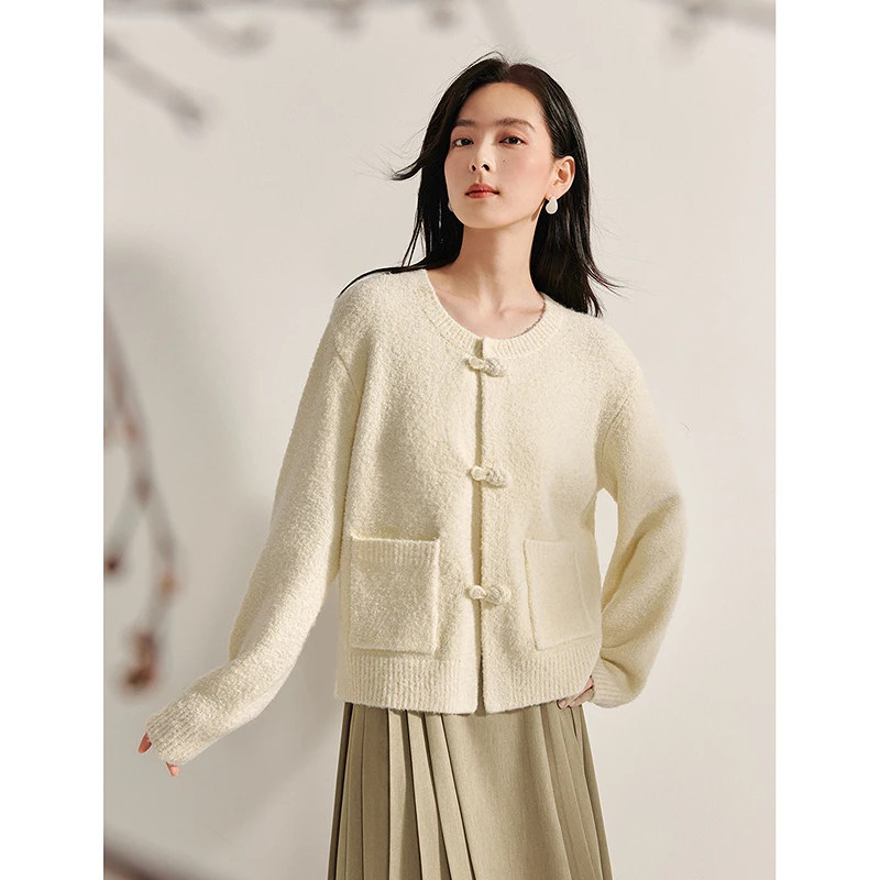 【欧若新中式】茵曼冬季新中式盘扣羊毛混纺毛衣外套女短款针织开衫