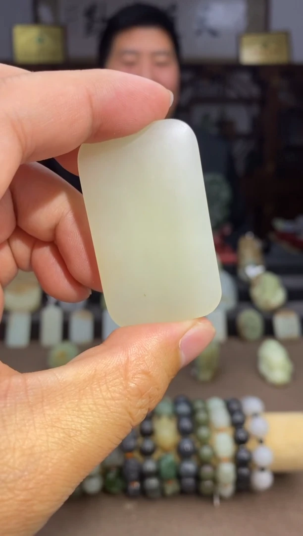 【闪购商品】和田玉挂件未镶嵌18