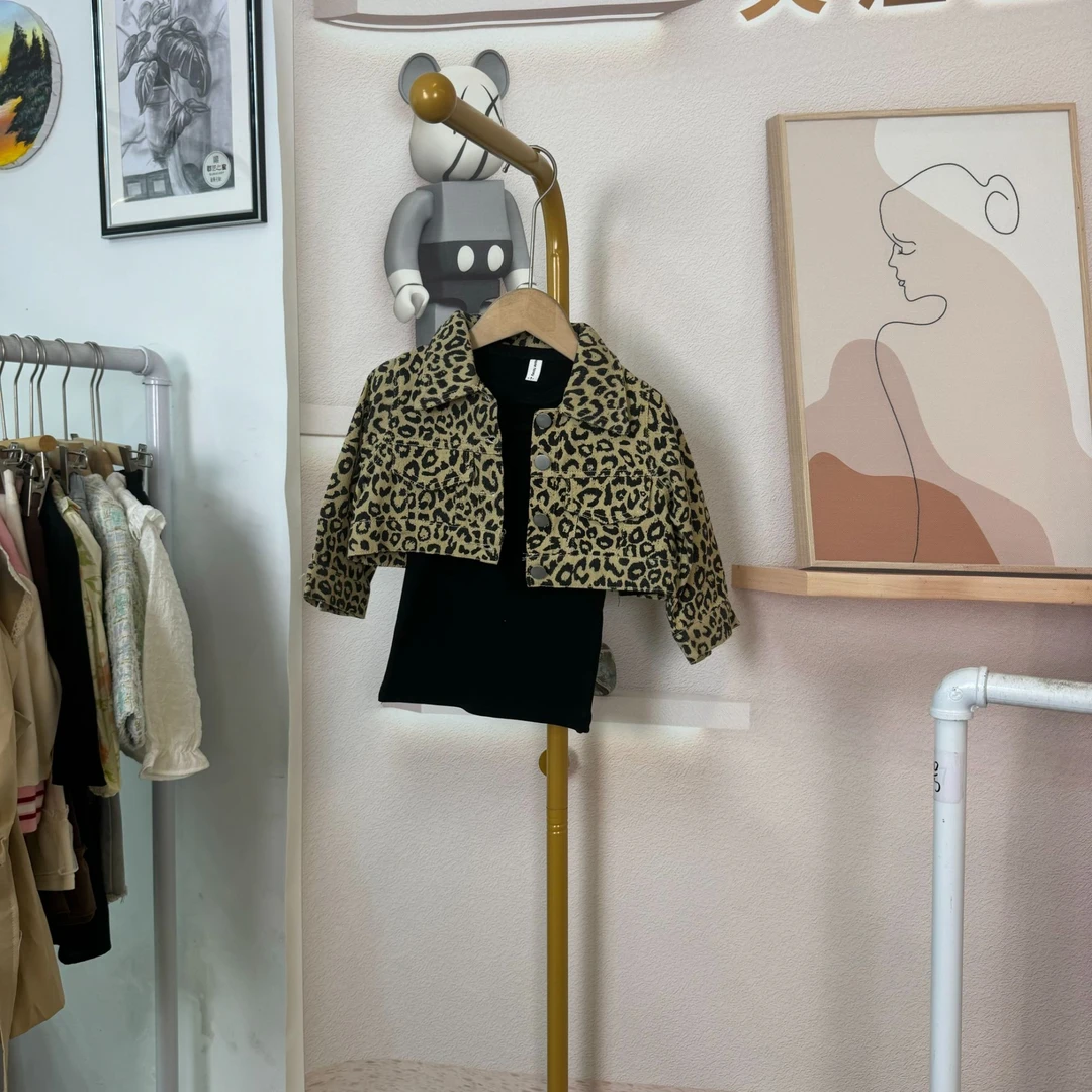 F女童豹纹短款牛仔衣打底裙两件套装