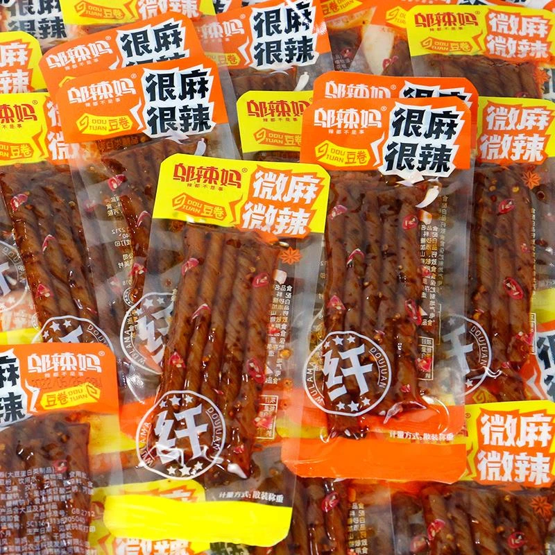 邬辣妈豆卷g辣条杂粮豆卷网红麻辣辣条豆干素食散休闲小零食笋1g