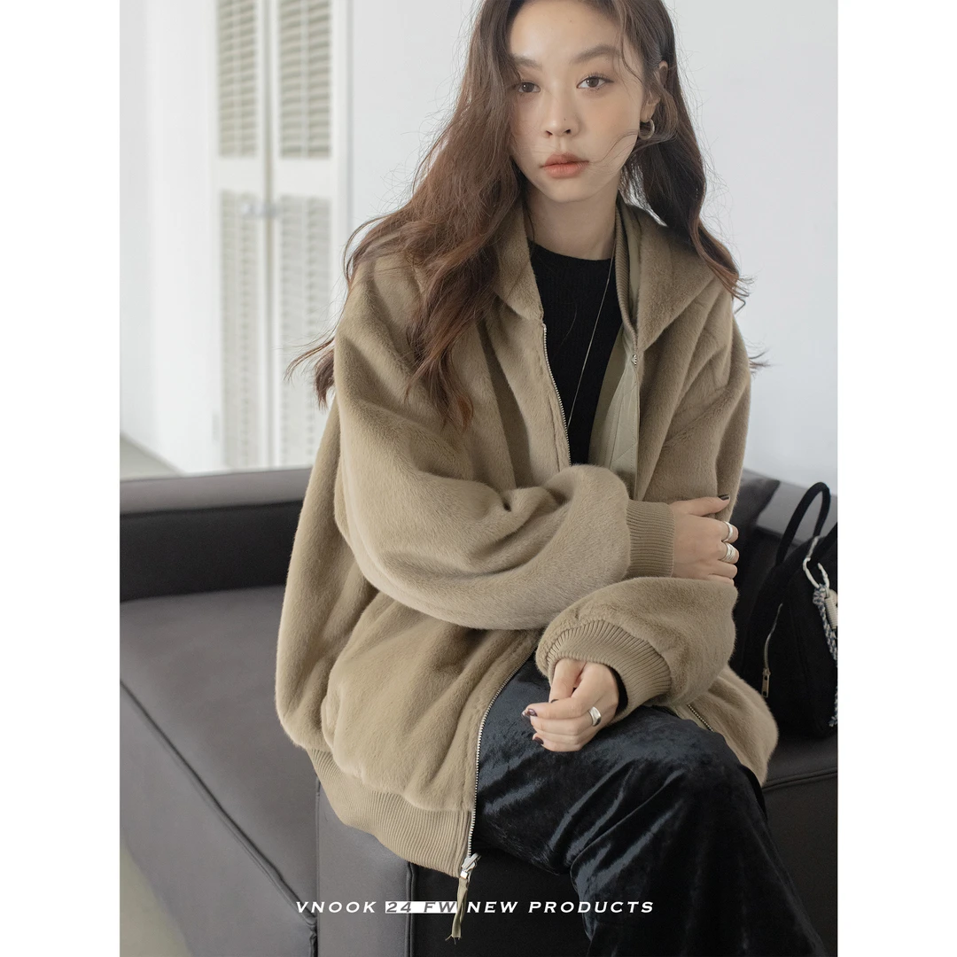 vnook【清仓】连帽毛绒飞行员夹克外套女秋冬加绒加厚正反两穿棉服