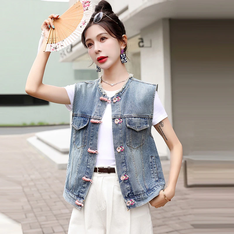 新中式盘扣牛仔马甲外套女夏季2025新款坎肩马夹外穿无袖国风上衣