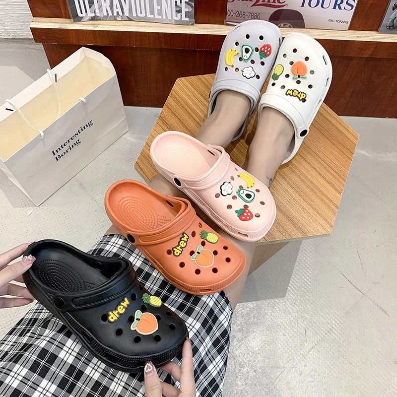 可爱拖鞋女夏天外穿2023年新款百搭厚底甜美可湿水踩屎感沙滩洞洞