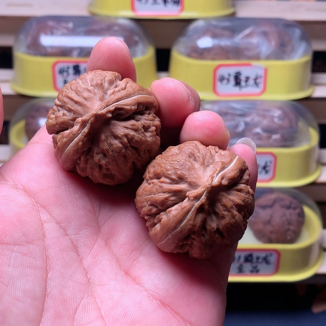 【闪购商品】文玩核桃把件开**悦