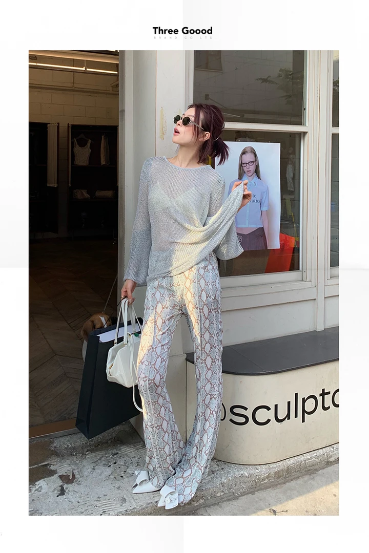 THREE GOOOD/三吉 辣至瑰诱时髦纯欲风微喇蛇纹印花裤 SK240717