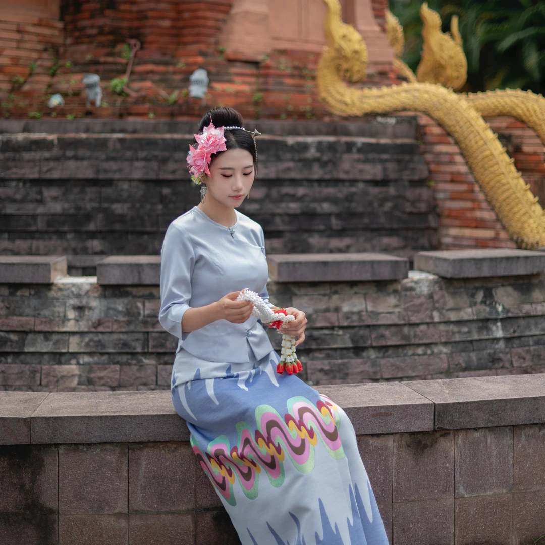 泰锦西双版纳傣族气质雾霾蓝新款中式民族国风女春夏舞台茶服套装