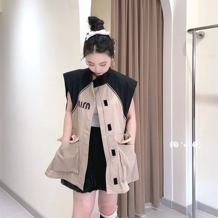 大观欧货拼色工装马甲