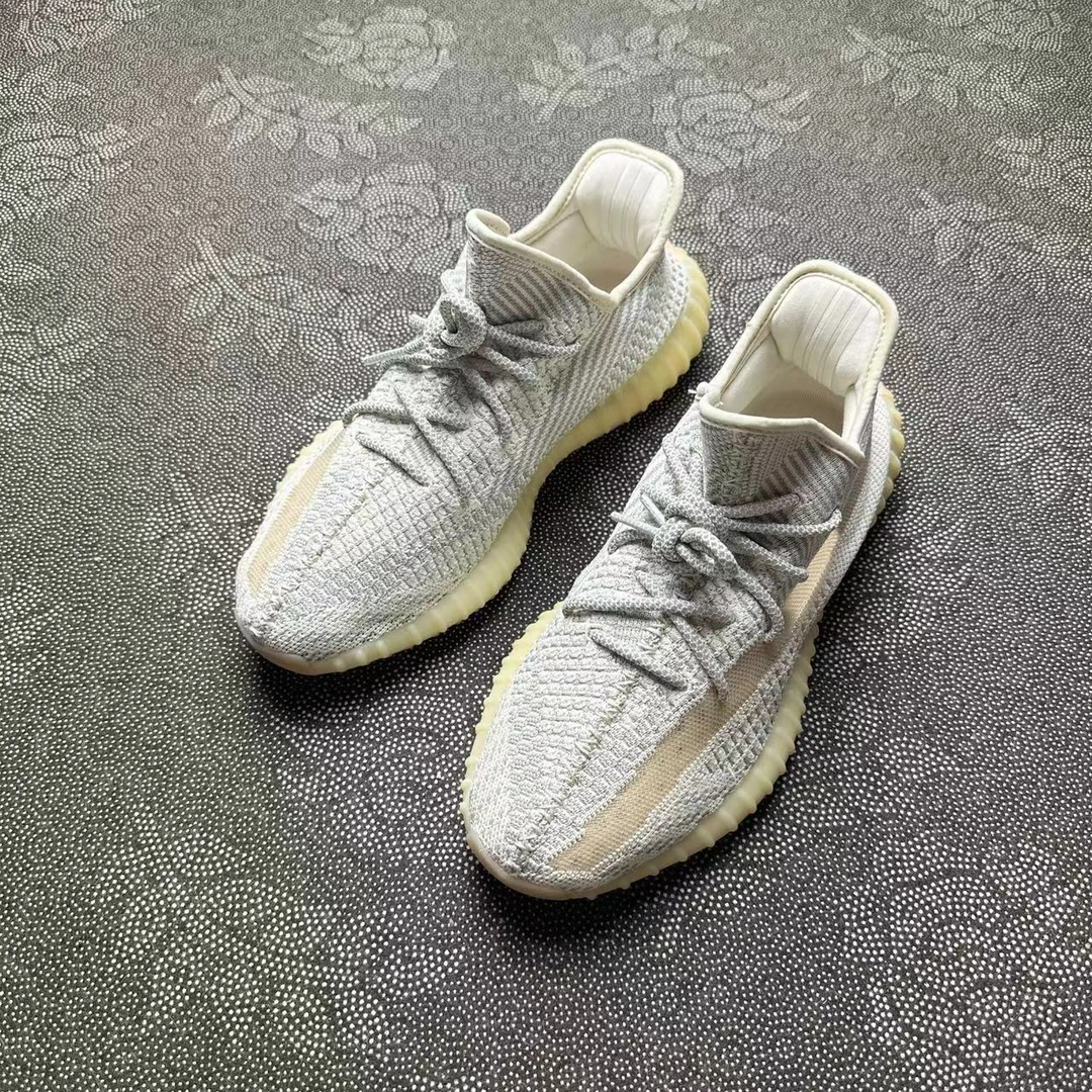 43码休闲鞋 adidas Yeezy350美洲芝麻 97新无原盒 全新价2959