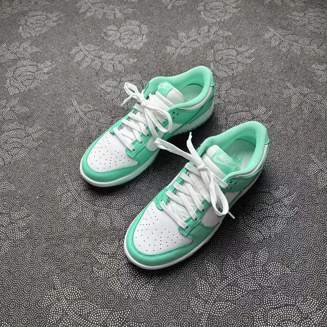 全新配盒!41码板鞋 Nike Dunk Low 蒂芙尼绿