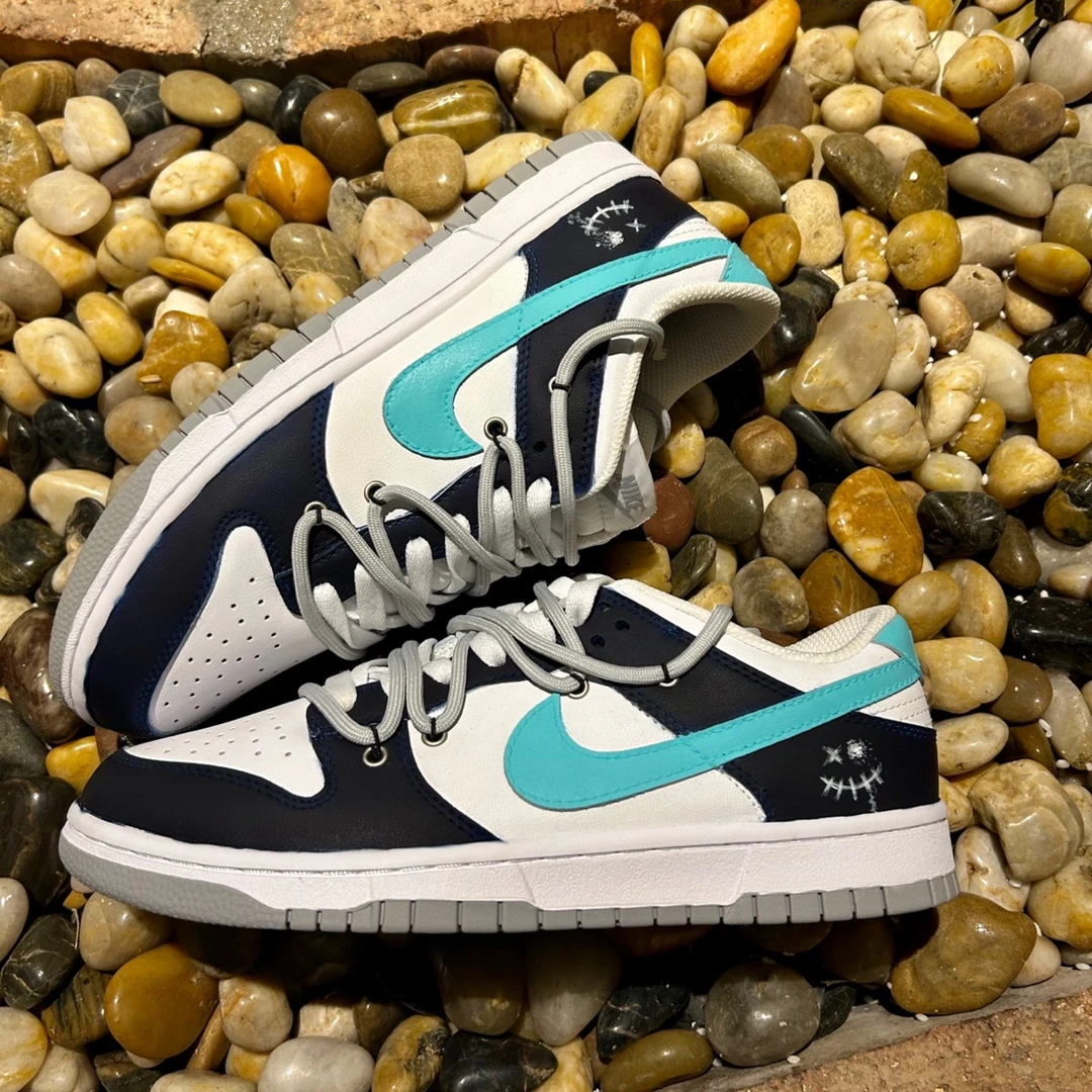 全新原盒！定制款 41码Nike Dunk Low "Pure Platinum" 蓝白