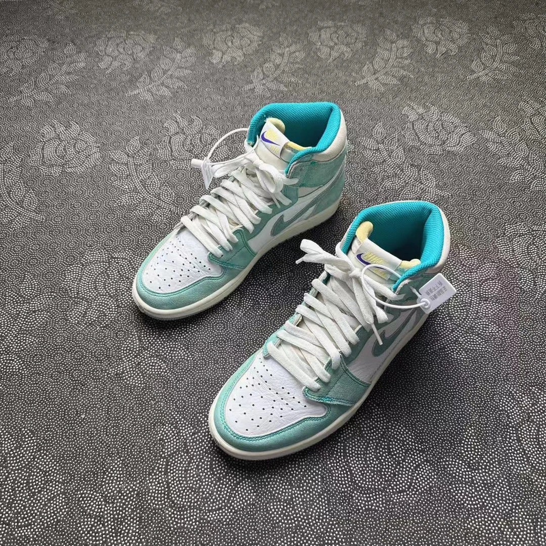 42.5码板鞋 Nike AJ1 蒂芙尼绿 97新配盒