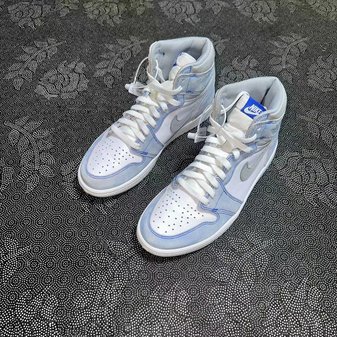 41码 Nike aj1水洗白蓝 9新无原盒 全新价2259 板鞋