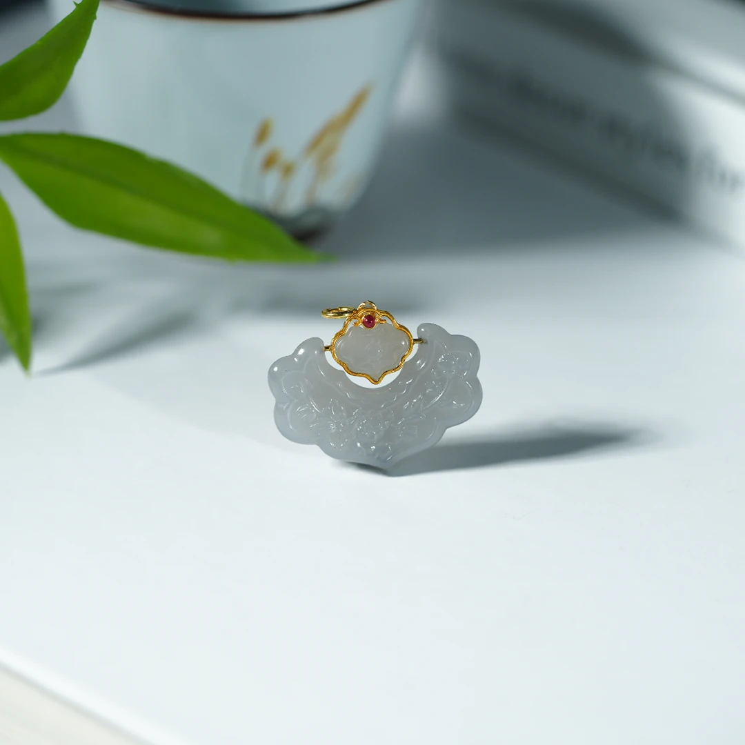 和田玉烟紫玉18K金莲花如意吊坠【梦莲】多样性发其一