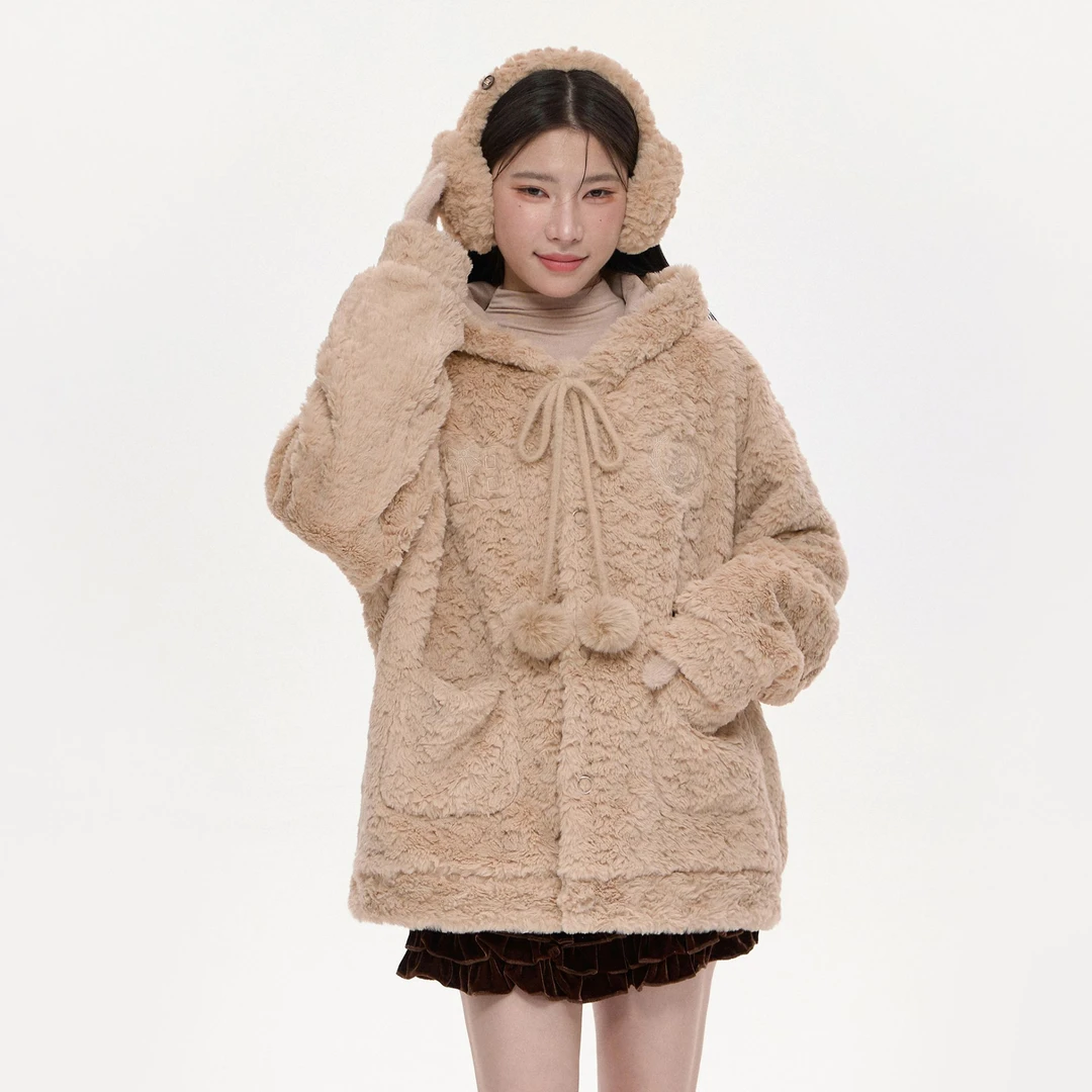 【NCXK】冬季可爱毛绒小熊刺绣两面穿连帽毛毛外套加厚保暖WT315