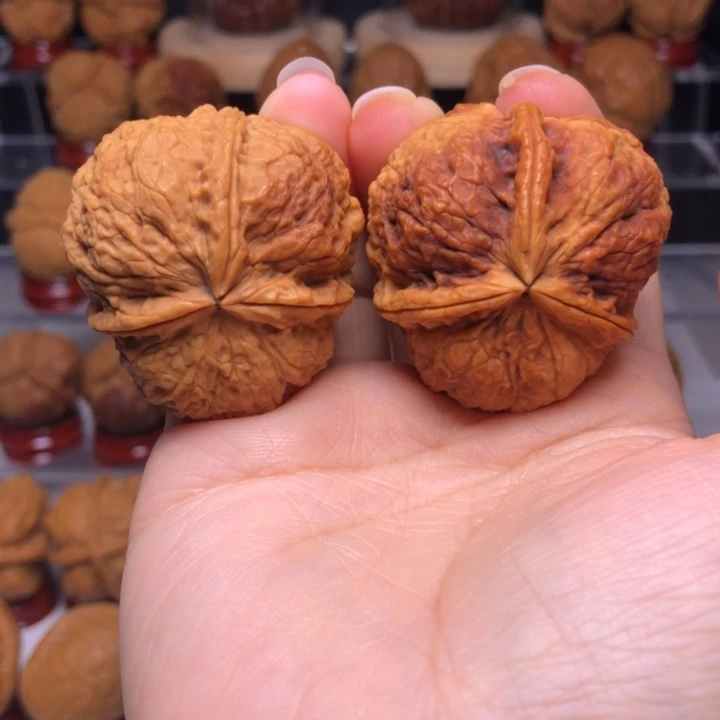 文玩核桃把件9虎头奔