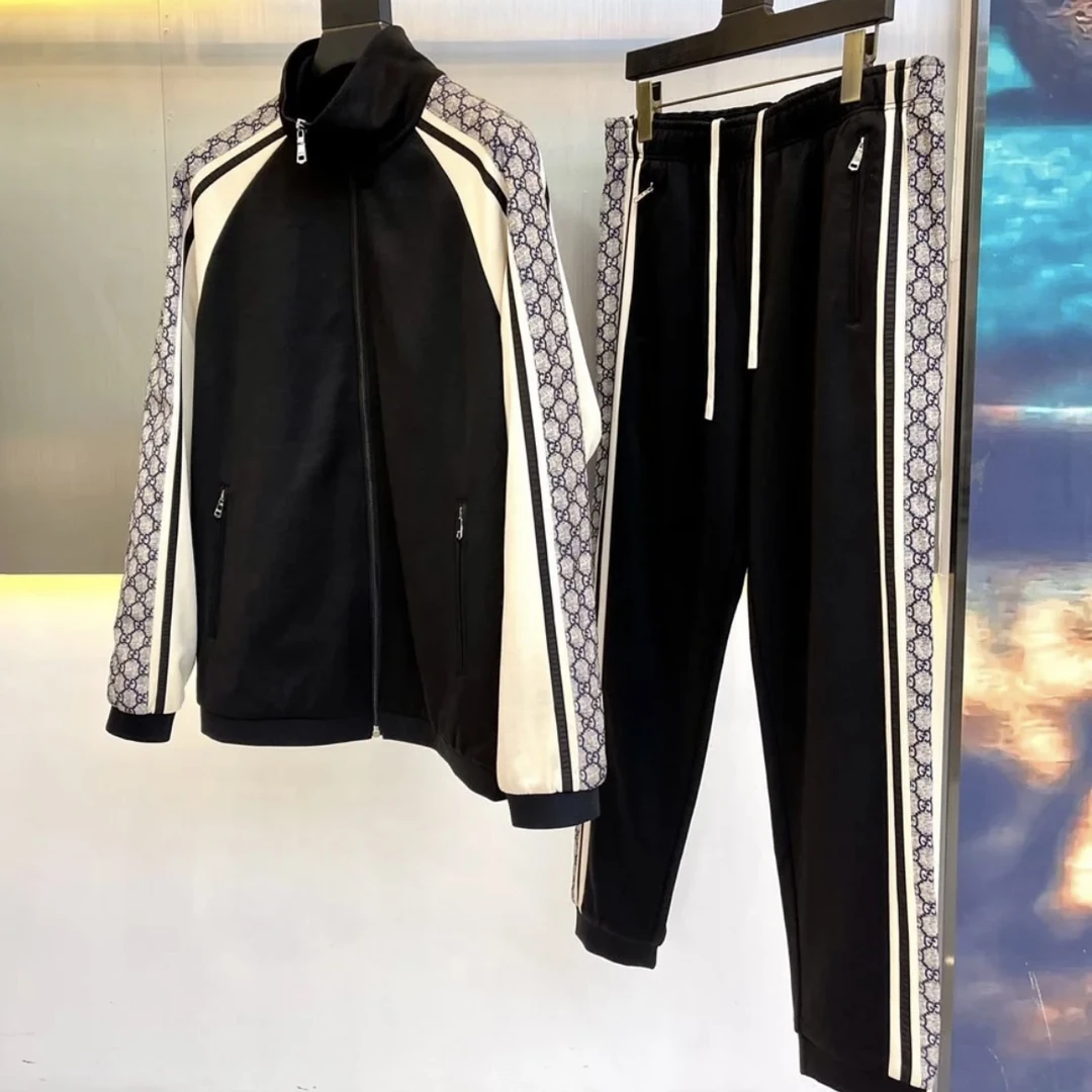 GUCCI/古驰 23294 蛇纹串标卫裤 XL码 8100 95新