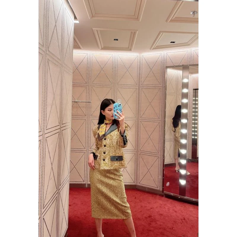 GUCCI/古驰 zh0020 秀款编织金丝拼皮外套 42码 28000 99新