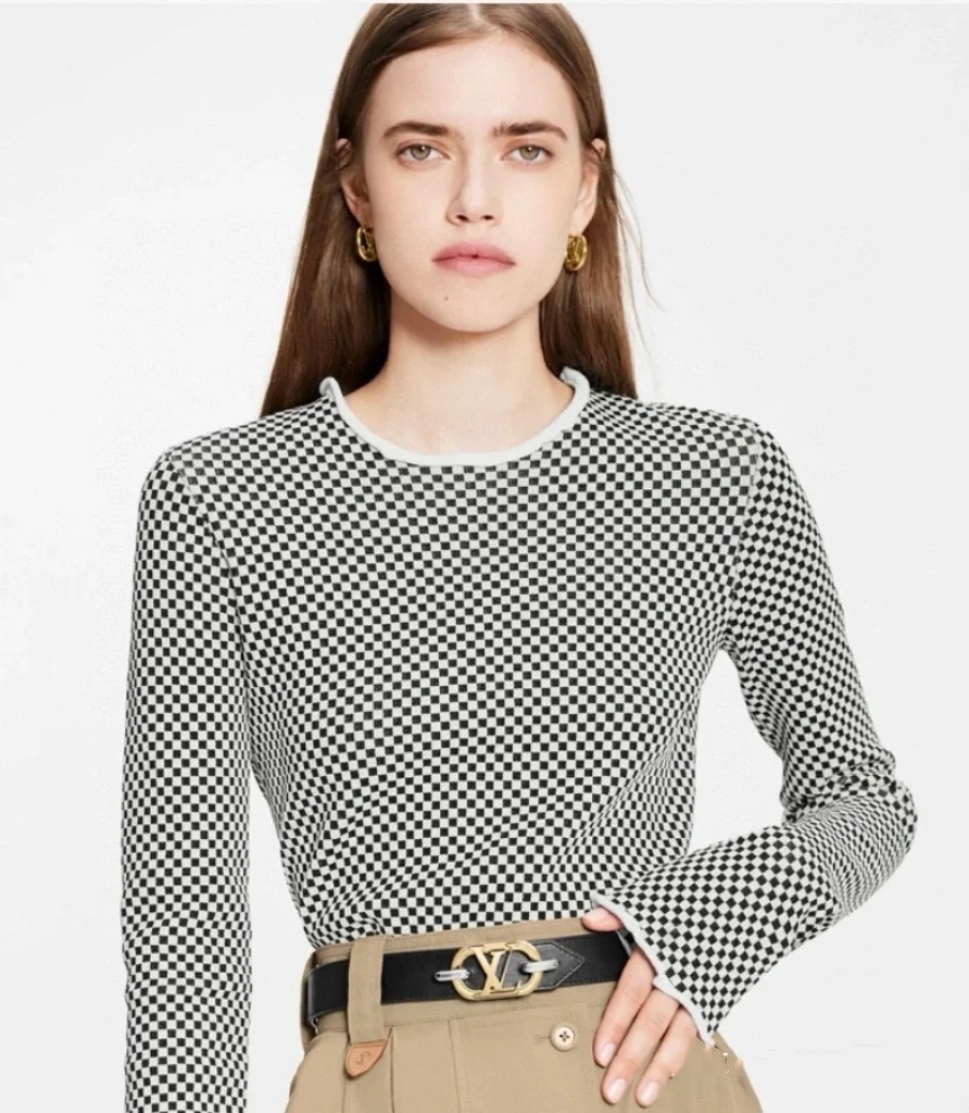 95新 LouisVuitton/路易威登  一六六零六 后背logo棋盘格长袖 xs