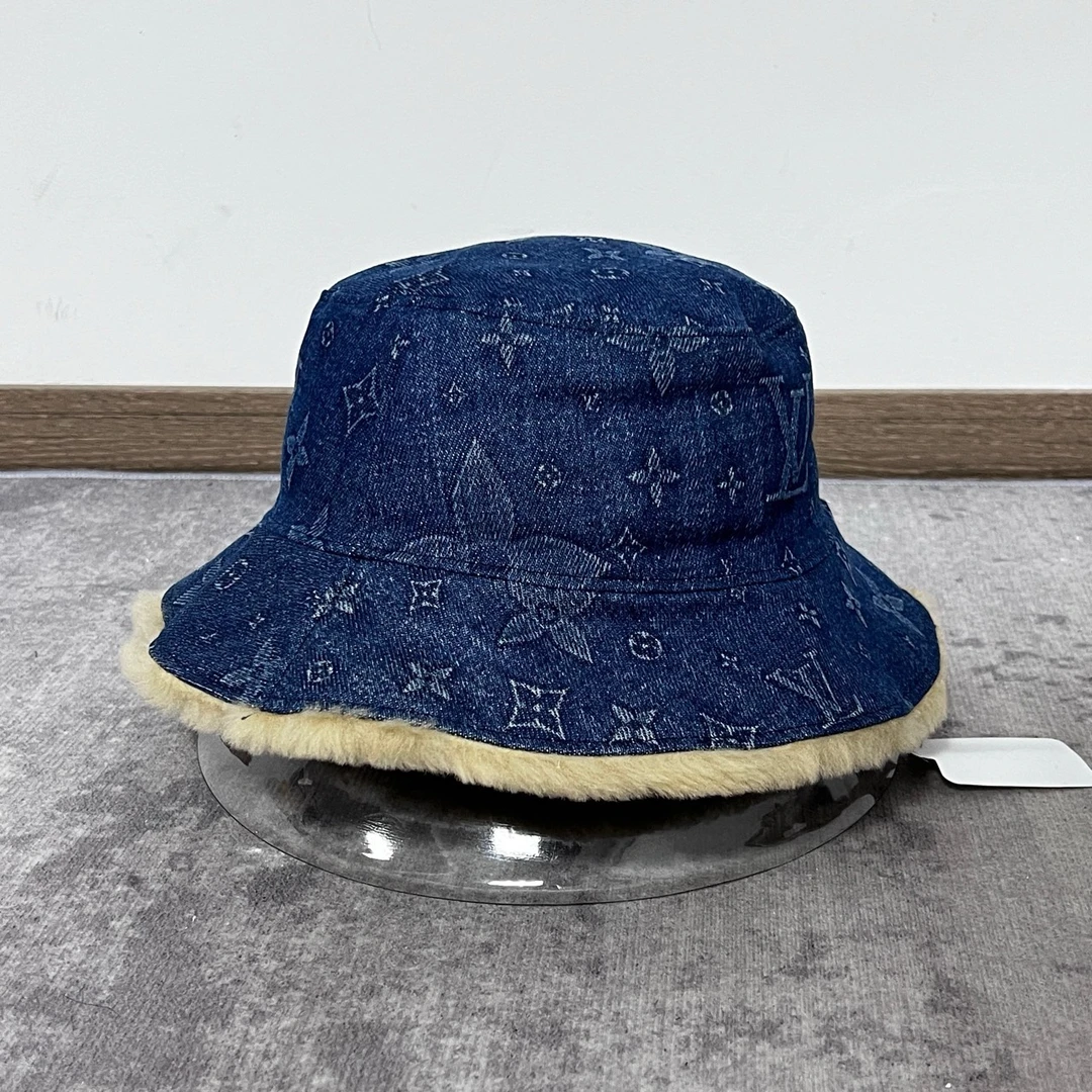 LouisVuitton/路易威登 wc0179  lv皮毛一体渔夫帽 99新