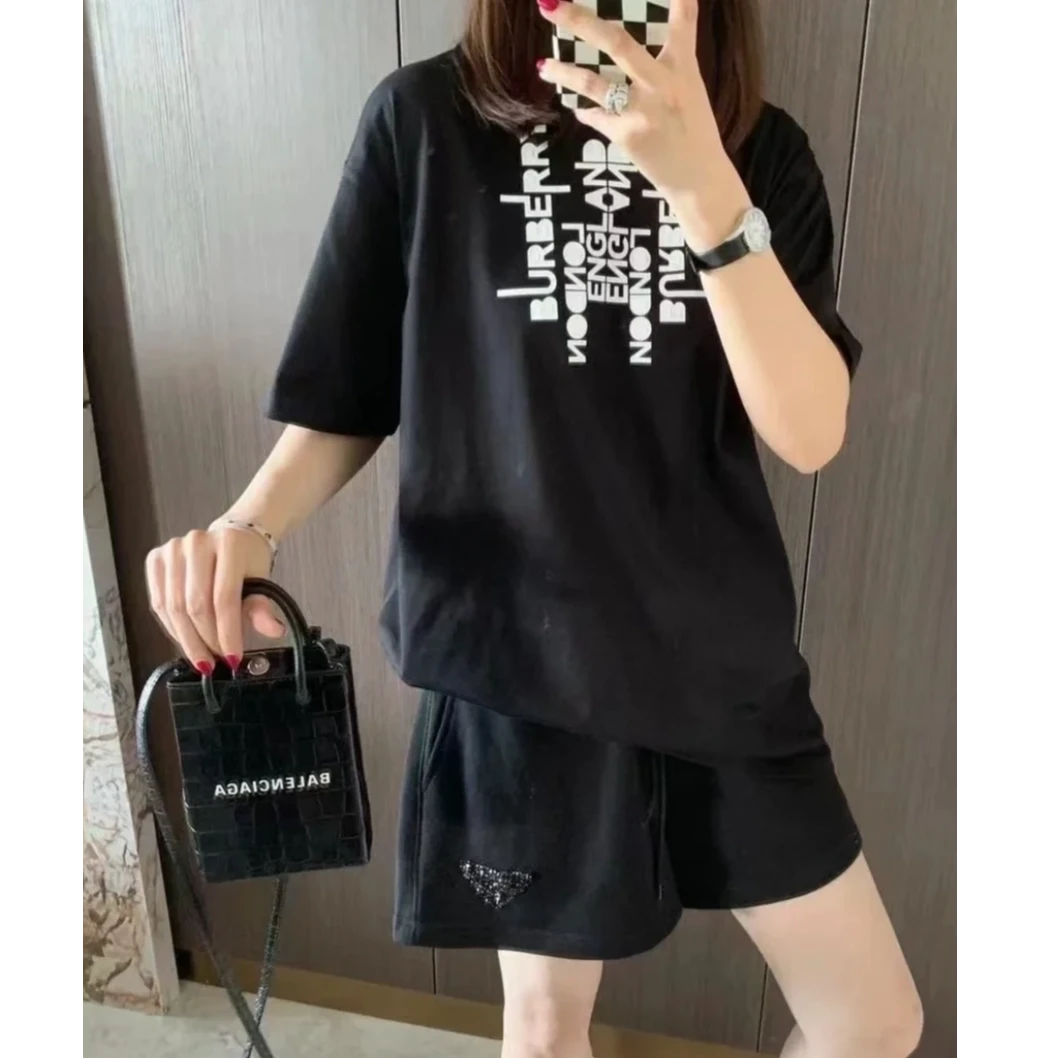 BURBERRY/博柏利 lm0059 黑色印花logo短袖 xs码