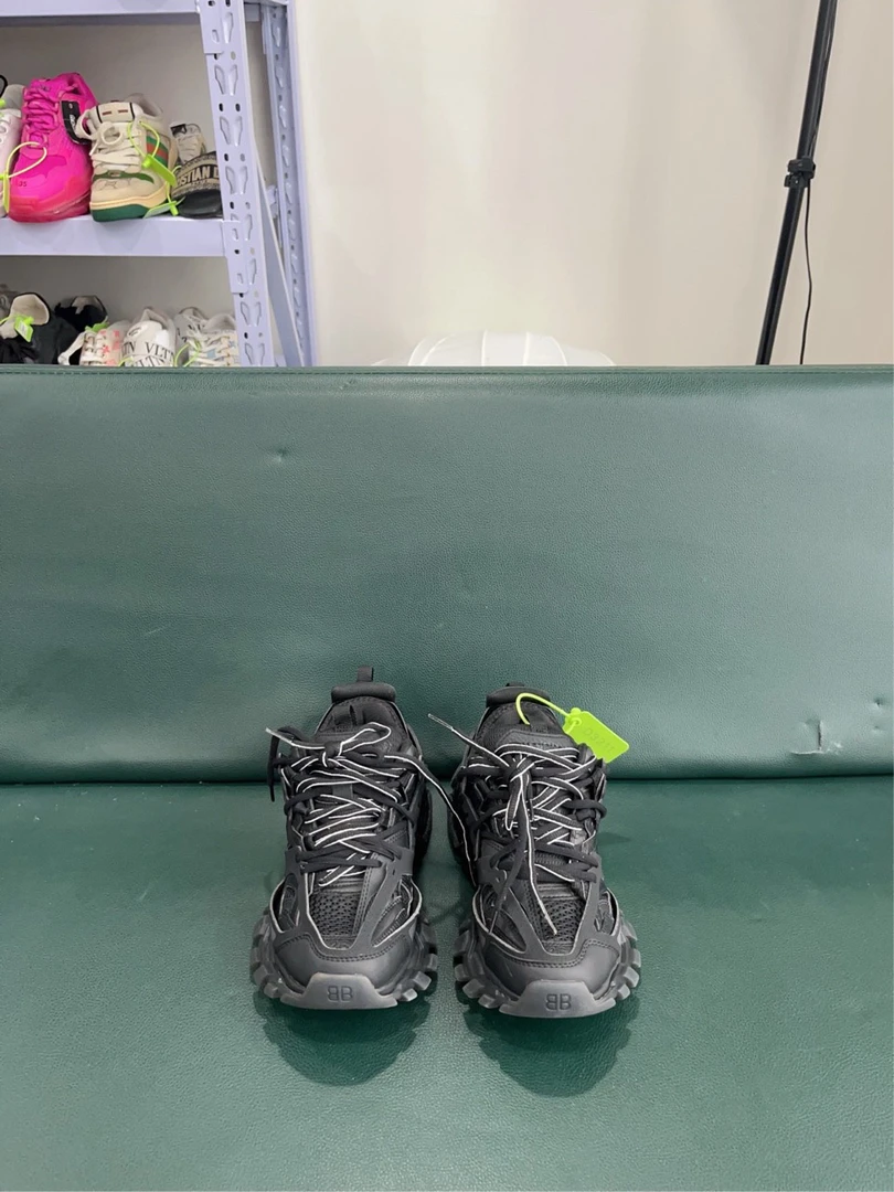 balenciaga巴黎世家track黑 鞋 36码成色充新   编码d321