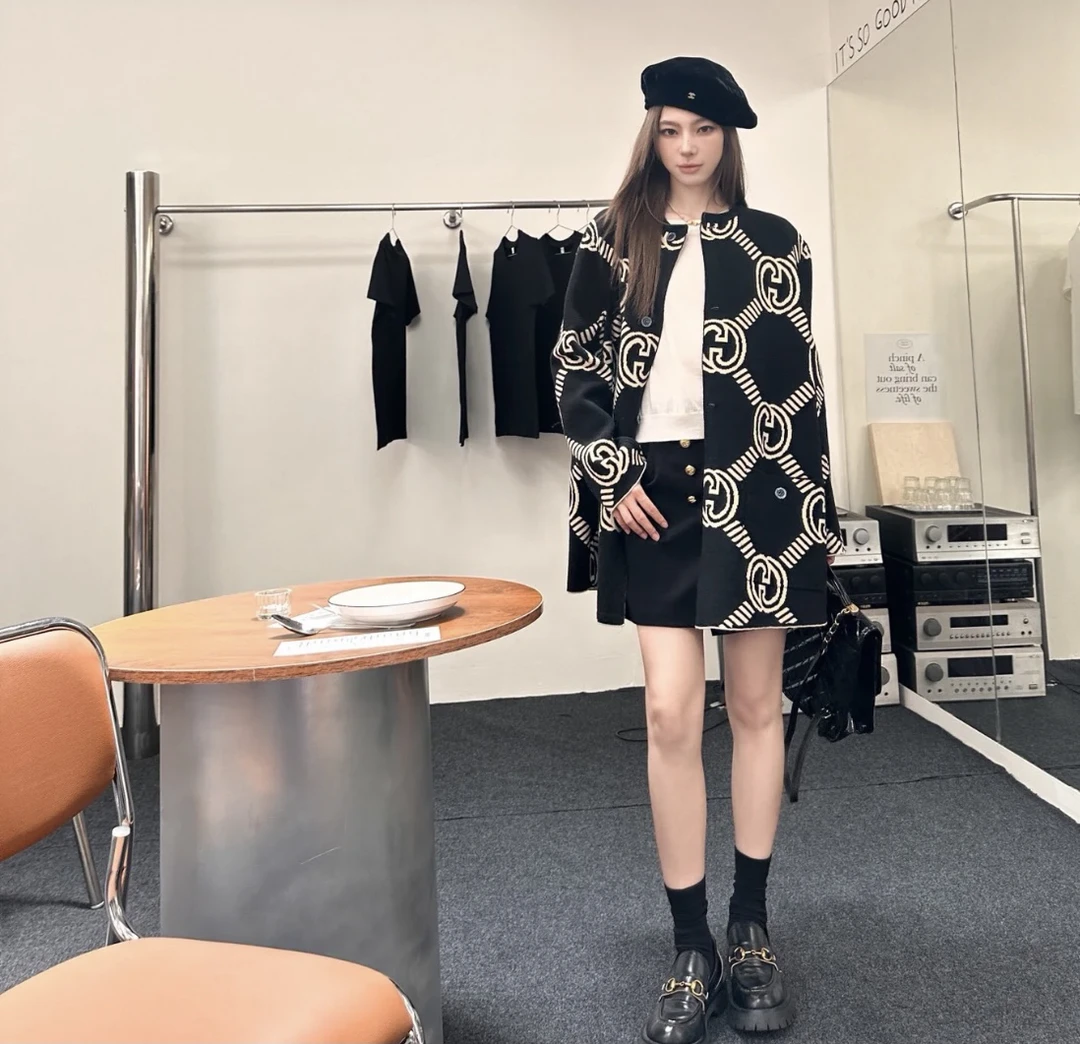 GUCCI/古驰 bb0362 老花双面穿开衫大衣 xs码 26500 95新