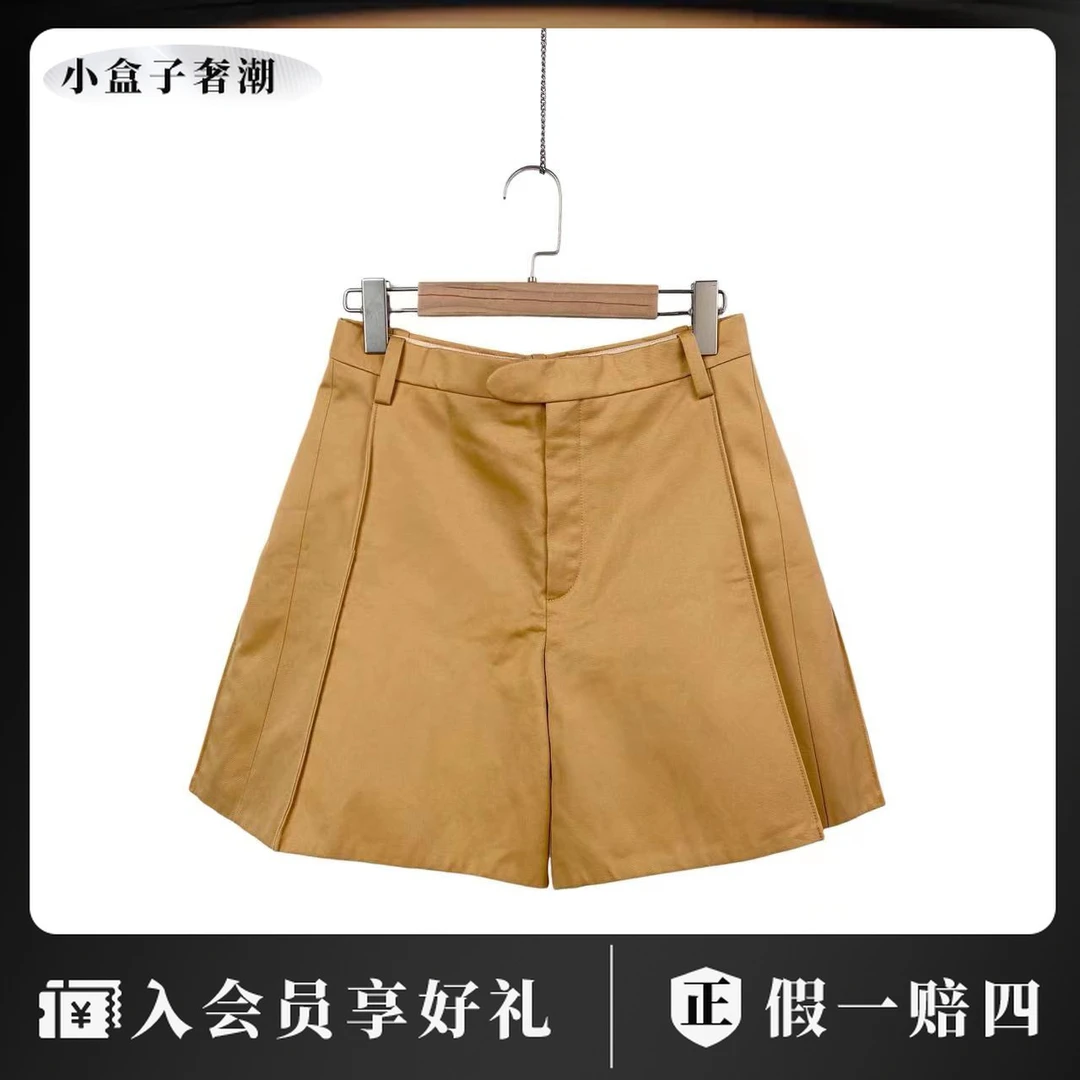 95新 Chloe/蔻依 aa零二六三 棉 卡其色短裤 38码