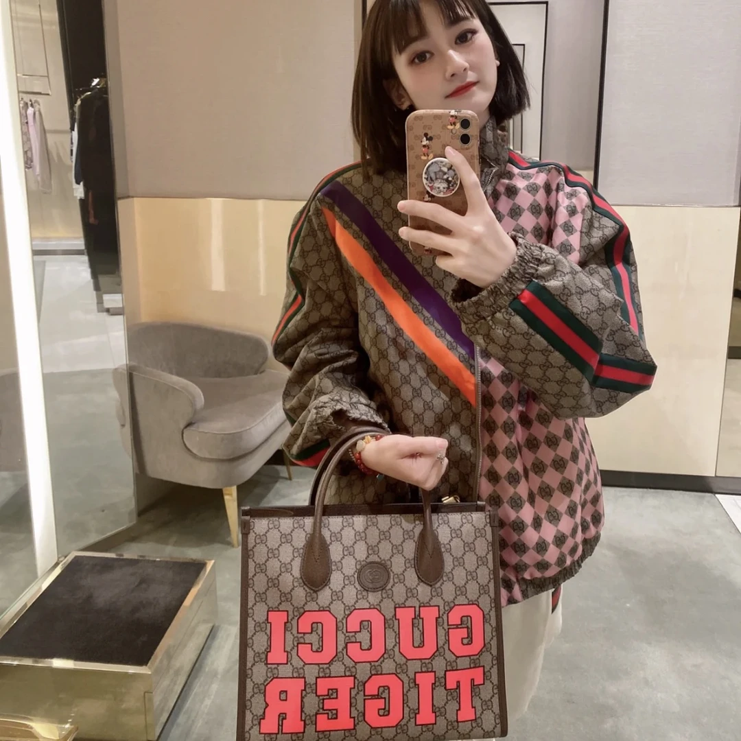 GUCCI/古驰 aa0567 双G满印外套 50码  95新